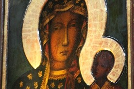 Obraz Matki Bożej Częstochowskiej - detal ikony nawiedzenia