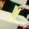 Znaleziono wypełnione karty do głosowania, trwa dochodzenie