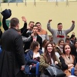 Rekolekcje dla młodzieży w elbląskiej Hali CSB