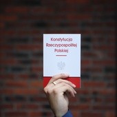 Konstytucyjna propozycja Tuska. PiS nie mówi "nie"