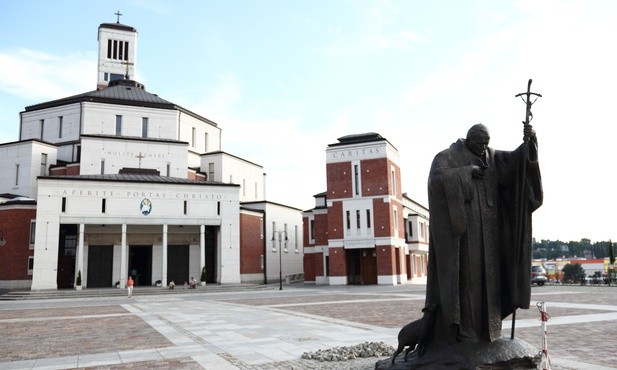 Ks. prał. Jan Kabziński jest budowniczym sanktuarium św. Jana Pawła II.