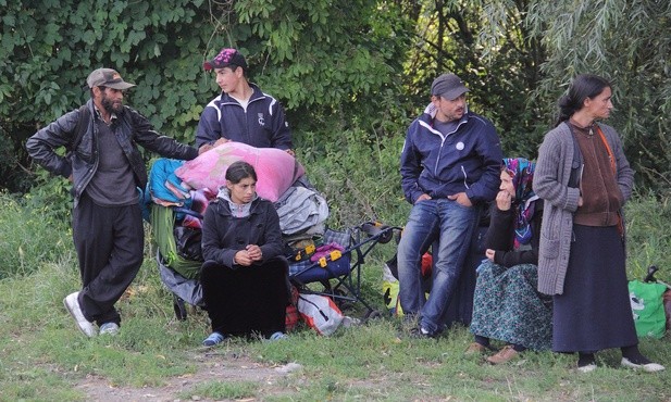 Francja: 11 tys. Romów wysiedlonych siłą