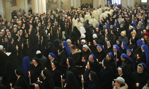 Konsekrowane i konsekrowani