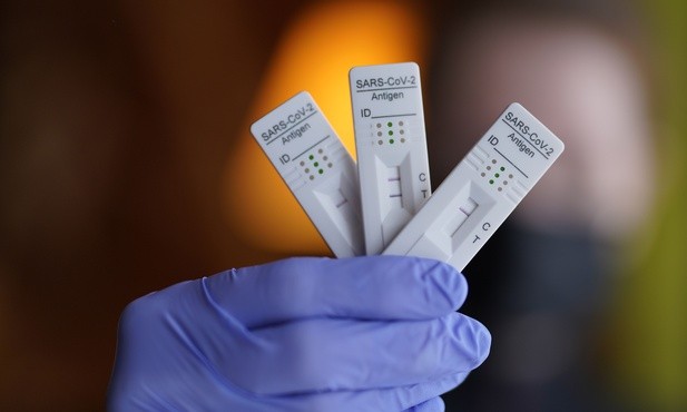 Od czwartku testy na koronawirusa można wykonać także w aptekach