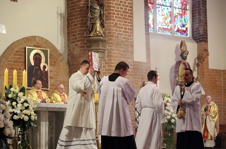 Msza św. dziękczynna w katedrze św. Mikołaja