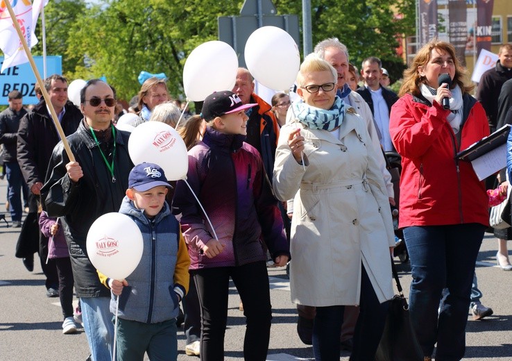 "Biały Marsz" przeciwników aborcji przeszedł ulicami Poznania