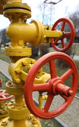 Dostawy gazu z Rosji niższe o 45 proc.