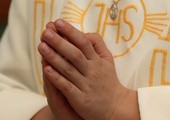 Ks. Thévenin: modlitwa dziecka jest fortecą przeciwko wrogom Boga 