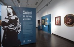 NIKISZ09102025_HP01.jpg