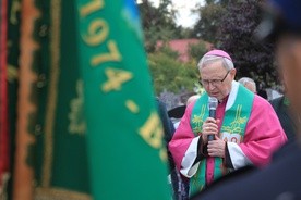 Bp Piotr Libera modli się za ojczyznę słowami ks. Piotra Skargi