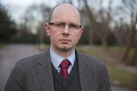 Błażej Kmieciak prostuje fałszywą tezę mediów o skali pedofilii wśród duchownych