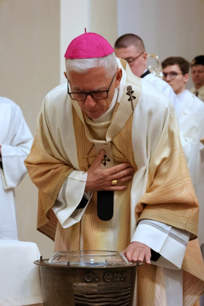 Msza krzyżma świetego w katedrze
