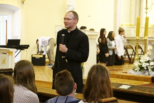 Młodzież u św. Stanisława Kostki w Lublińcu