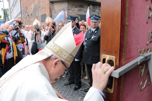 Diecezja płocka żegna Czarną Madonnę