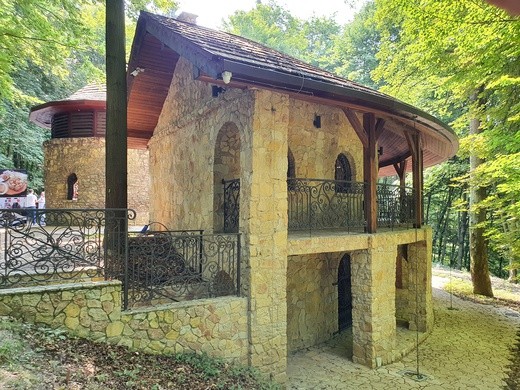 Nowa baza turystyczna przy Sztolni Czarnego Pstrąga