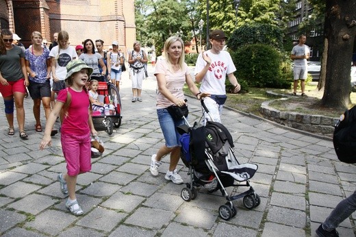 Wyjście pielgrzymki na Jasną Górę