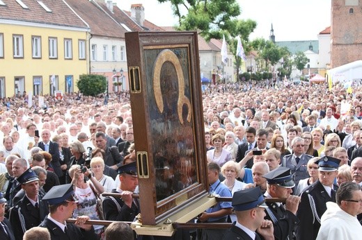 Pułtusk. Msza św. na rozpoczęcie nawiedzenia. Cz. 1