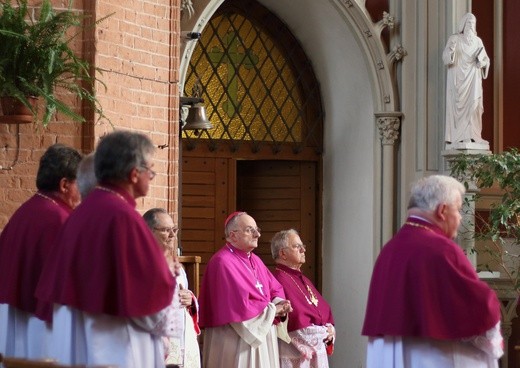 Uroczyste wprowadzenie bp. Adama Wodarczyka i Kanoników Kwidzyńskiej Kapituły Konkatedralnej