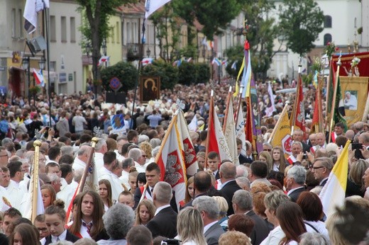 Pułtusk. Msza św. na rozpoczęcie nawiedzenia. Cz. 1