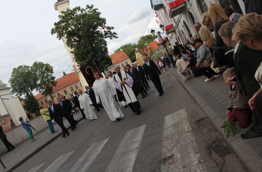 Pułtusk. Procesja do bazyliki