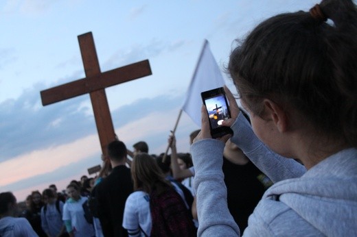 XXXIII Pielgrzymka młodzieży do Rostkowa