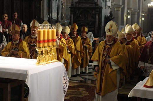 Święcenia biskupie w Płocku - cz. 1