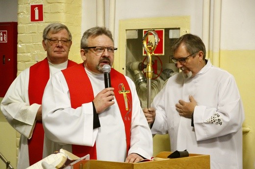 Bierzmowanie w więzieniu w Lublińcu