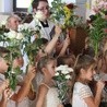 Hołd dzieci dla Matki Bożej Częstochowskiej
