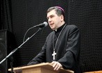 Komisja Wychowania Katolickiego KEP: trzeba wzmocnić katechezę parafialną