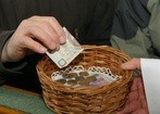 Watykan: na co idą ofiary z Obola św. Piotra?