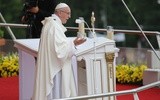 Papież Franciszek głosi kazanie na szczycie Jasnej Góry