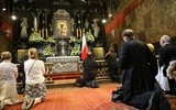 Modlitwa w kaplicy cudownego obrazu