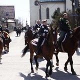 Wielkanocna procesja konna w Ostropie