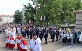 Katowice. Procesja ulicami miasta