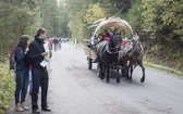 e-busy do Morskiego Oka coraz popularniejsze, ale konie wciąż niezastąpione