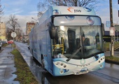 Rok 2028. Autobus napędzany wodorem na ulicach Katowic