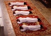Potrzebna modlitwa, by nie zabrakło kapłanów