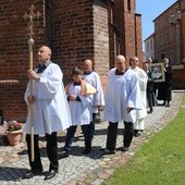 Wprowadzenie relikwii w Tolkmicku