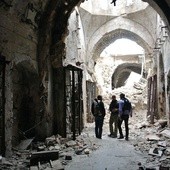 Abp Jeanbart: Ręka Opatrzności niestrudzenie wspiera ludność Aleppo