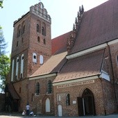 Czerwony kościół w przededniu modernizacji