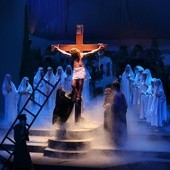 Bądź aniołem dla Jezusa. „Rozważanie męki Pańskiej powinno przemieniać życie”