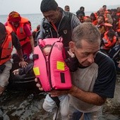 Uratowali na morzu już 640 tys. migrantów