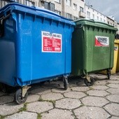 Politico: Polska wysoko w unijnym rankingu przetwarzania śmieci