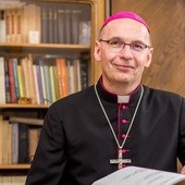 Biskup Janusz Ostrowski
