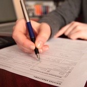 Wziąć pieniądze łatwo. Gorzej z oddaniem...