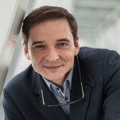 „Czysta woda” topi sport. W sprawie Przemysława Babiarza