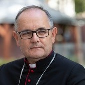 Abp Przybylski do nauczycieli: Nie pozwólcie wykoślawić serca i sumienia