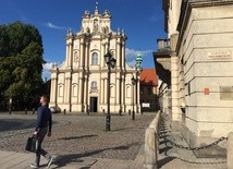 Kuria warszawska: "Kościół ma być apolityczny"