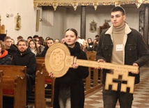 Susz - spotkanie młodych z o. Tomaszem Nowakiem