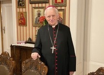 Katowice. Abp senior Damian Zimoń z dyplomem uznania SILESIA PRESS